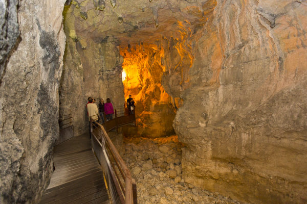 Saint-Christophe-la-Grotte