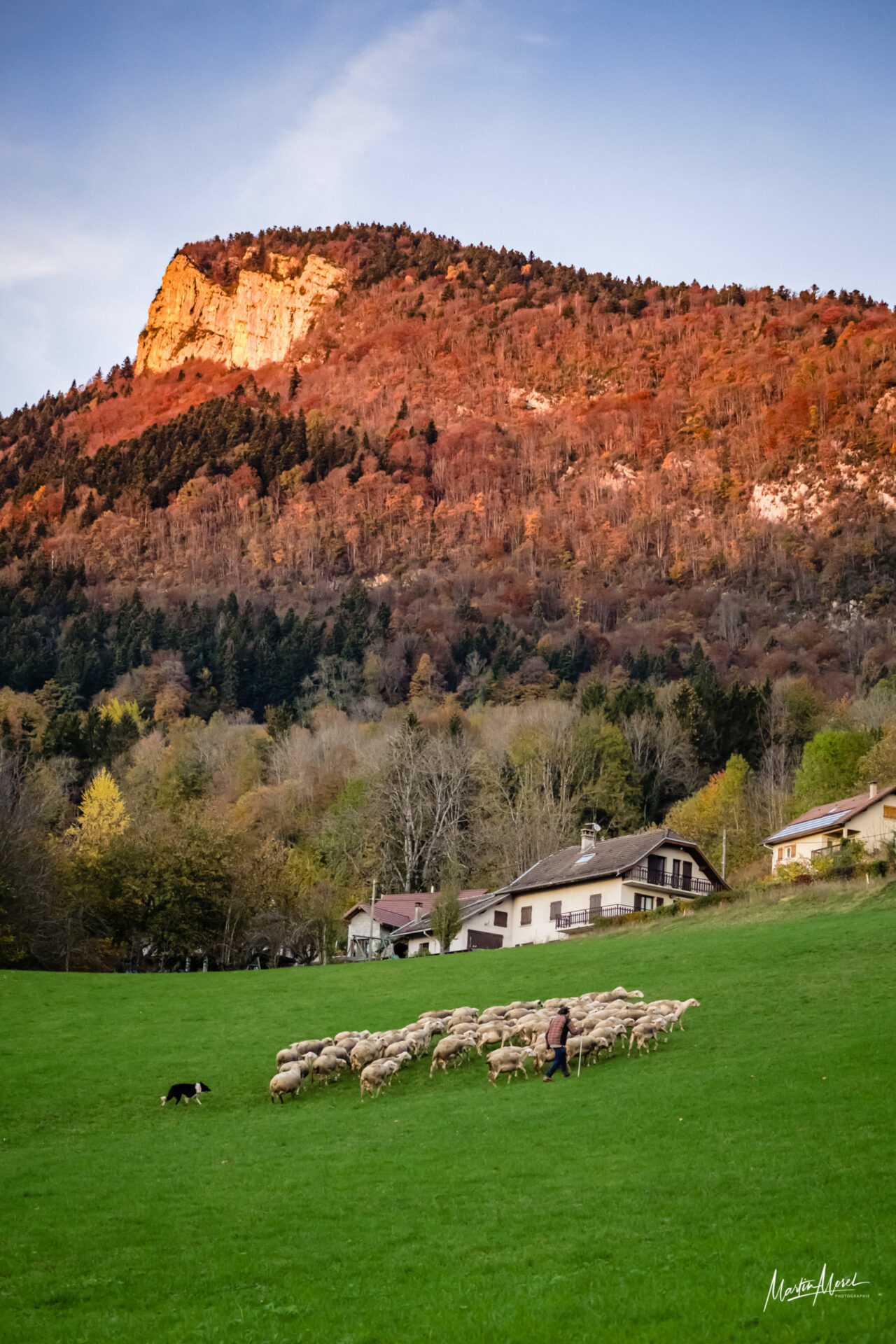 Saint-Christophe-la-Grotte vu d’en haut !